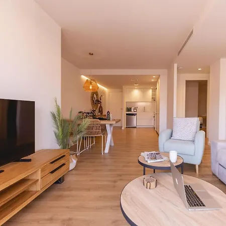Bravissimo Domenica, 2 Bedrooms And Balcony דירה