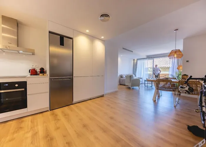 Bravissimo Domenica, 2 Bedrooms And Balcony Apartman