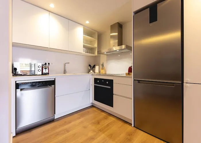 Bravissimo Domenica, 2 Bedrooms And Balcony * Girona